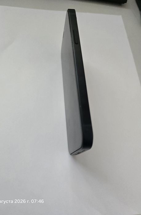 IPhone 12 в отличном состоянии