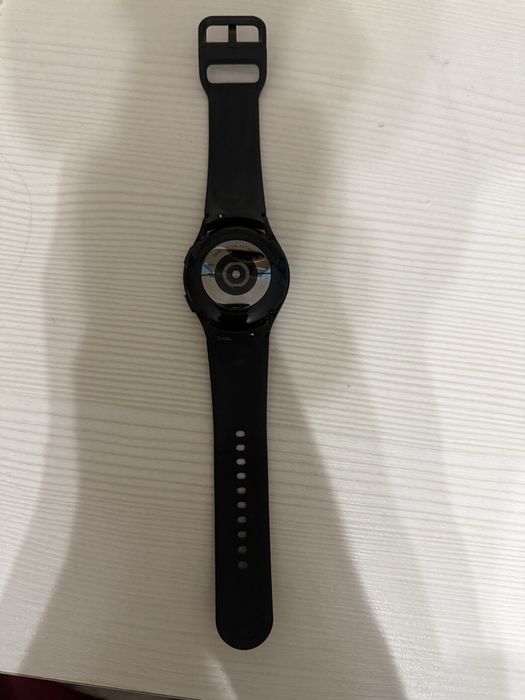 Samsung Galaxy Watch 4  40мм