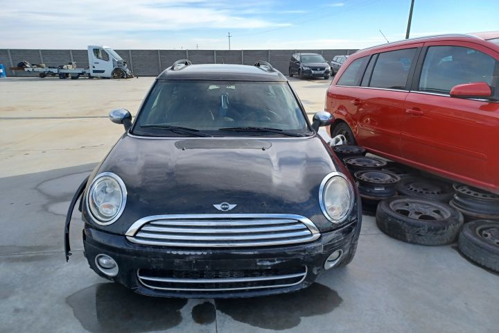 Far dreapta Mini Clubman prima generatie