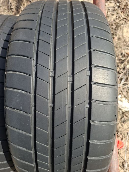 Продам шины 235/45/18 бриджистон