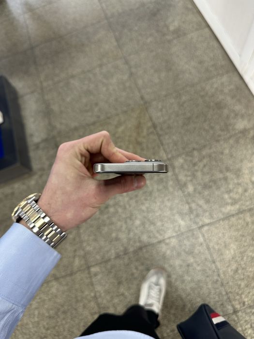 Iphone 15pro 256 86%