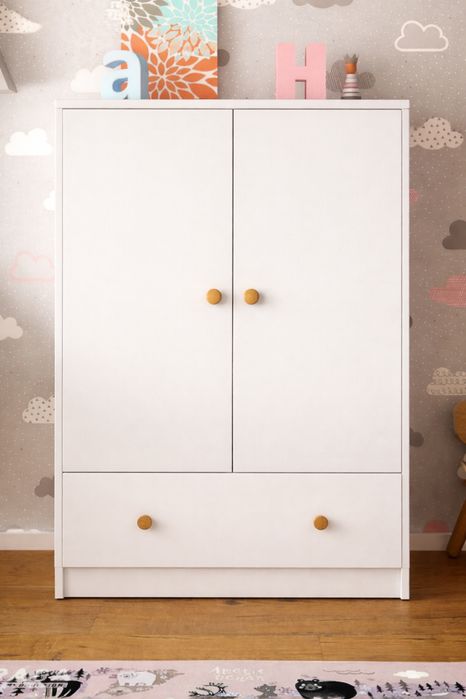 Продам детский шкаф