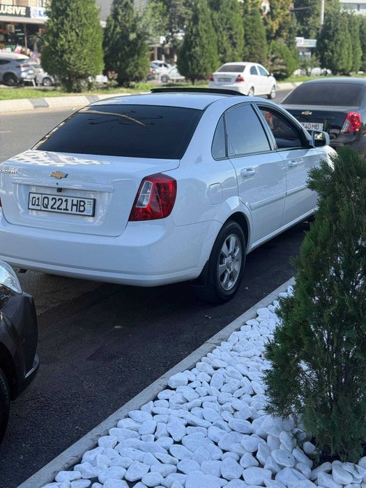 Jentra 2021 yil sotiladi 10 800$ probeg 110000km