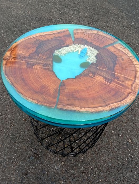 Măsuța de cafea cu rășină epoxidică