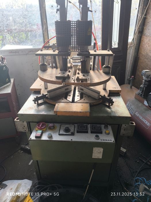 Vând mașină de sudat pvc Urban ( tâmplărie PVC. termopane))