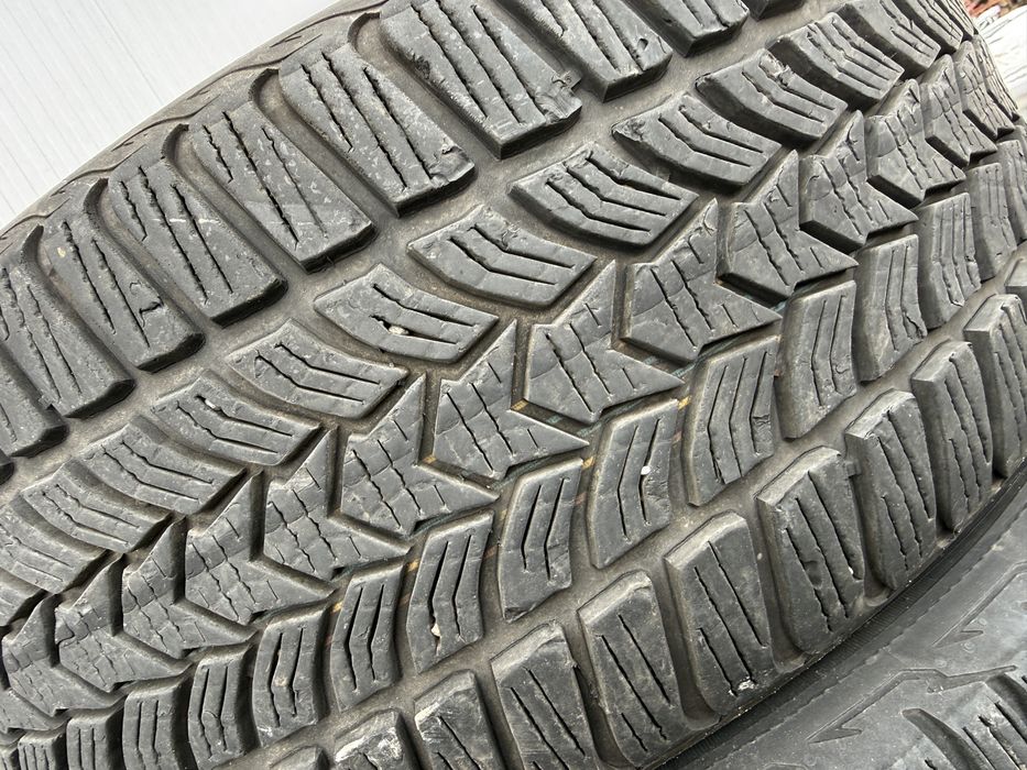 Зимни гуми 225/45/17