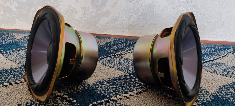 SONY Indonesia Moshniy Kalonka