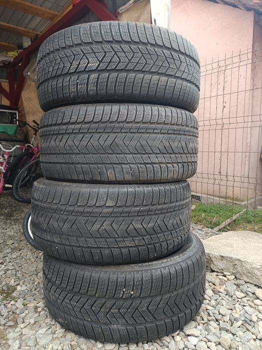Vând  Pirelli scorpion m+s dot 2018,285/45 R19 și 255/50 R19stare buna