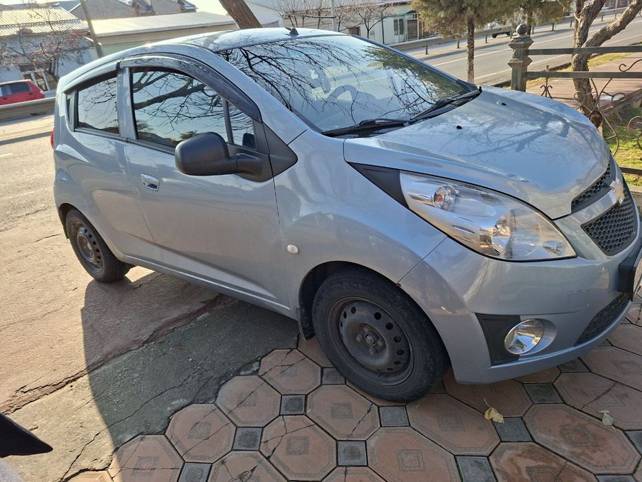 Spark Спарк аренда 2015 2 поз