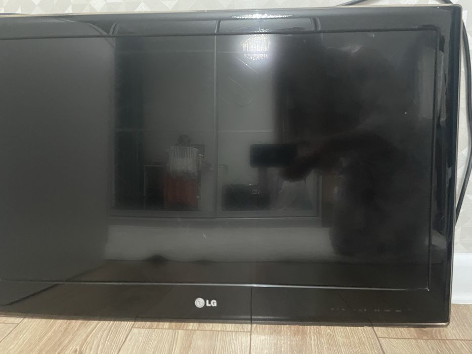 Телевизор LG в отличном состоянии