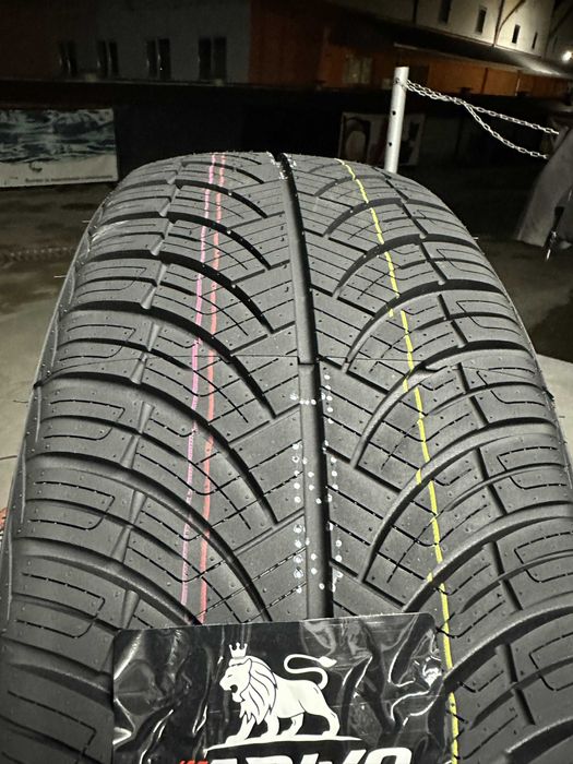 Нови Всесезонни Гуми Arivo Carlorful A/S 225/45R19 96W XL Нов Dot