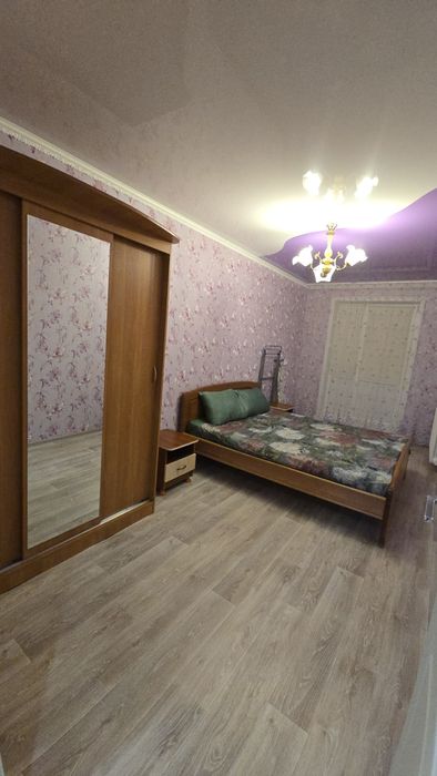 Сдам 2комнатную  в центре