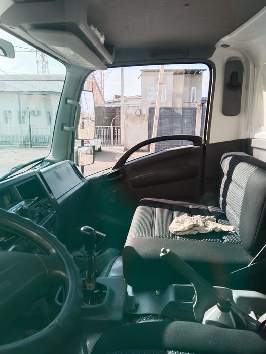 Isuzu evakuator sotiladi 2008