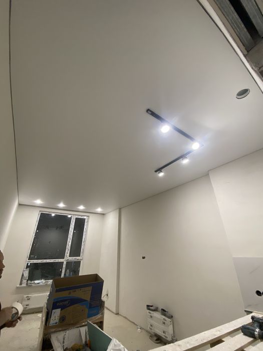 Натяжной потолок