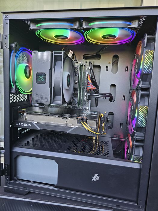 Геймърски компютър i5-10400F | RX 6600 8GB | 16GB RAM | NVMe + 1TB | Леден, тих и мощен!