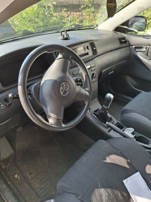 Toyota corolla цяла за части