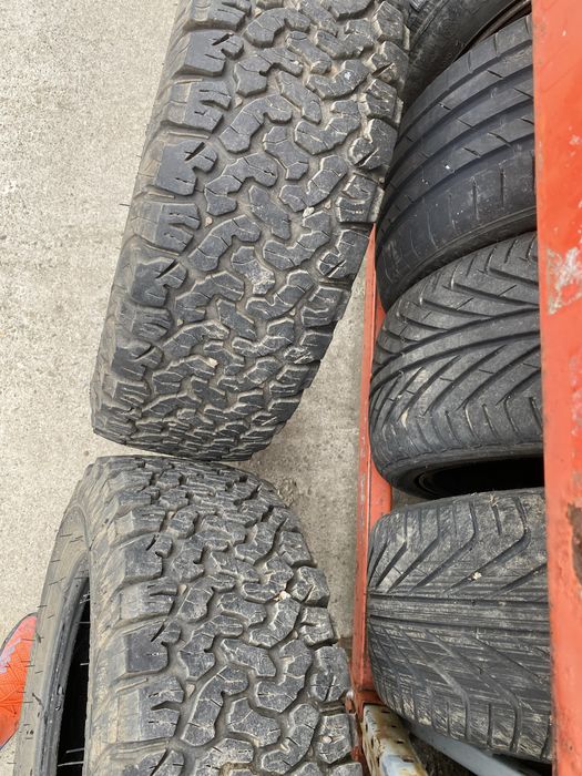 Cauciucuri Gepard 3 bucati 235/65 R17 Pret 600 lei toate 3