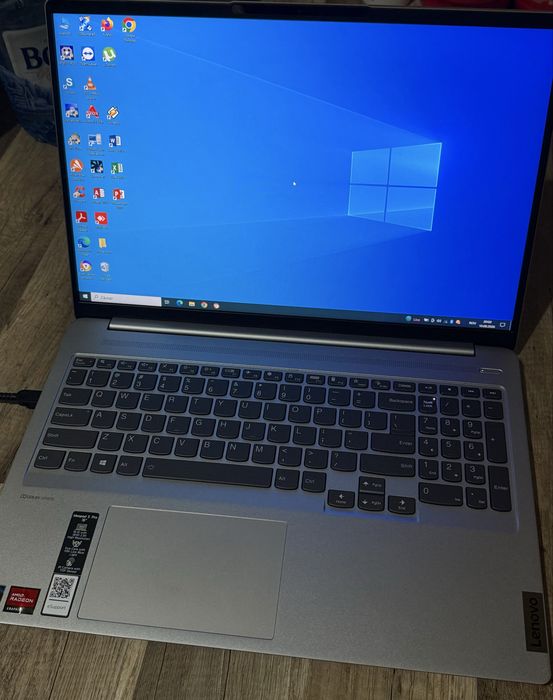 Leptop Lenovo in stare foarte buna !