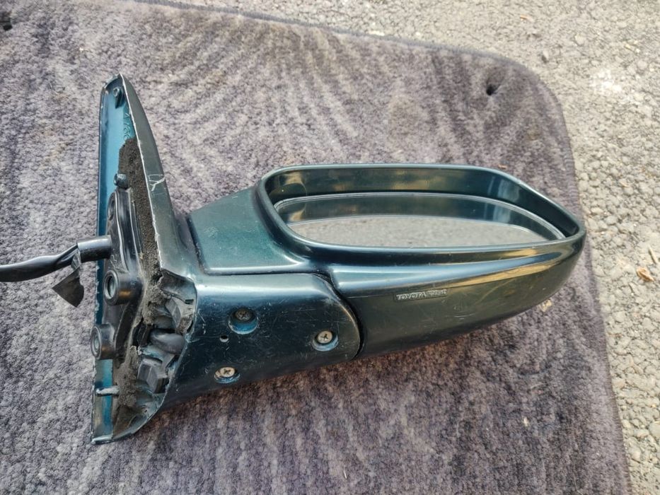 Зеркало Тойота Чайзер 90 правое.
