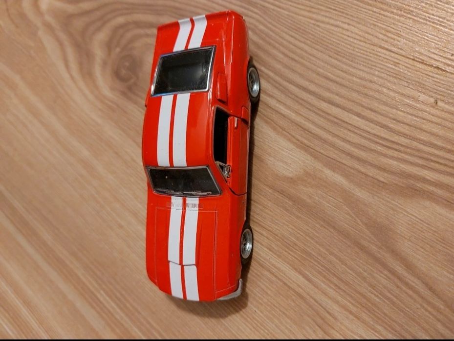 Machetă mașină Kinsmart 1967 Ford Shelby Mustang