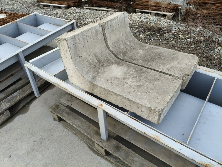 Matriță Rigolă beton