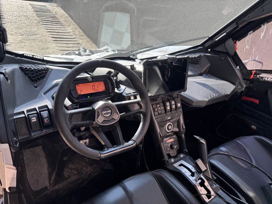 Can Am Maverick x3 DS 2023 200cp 1100 km