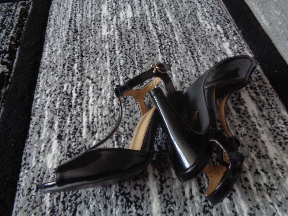 Vand sandale de dama 2.