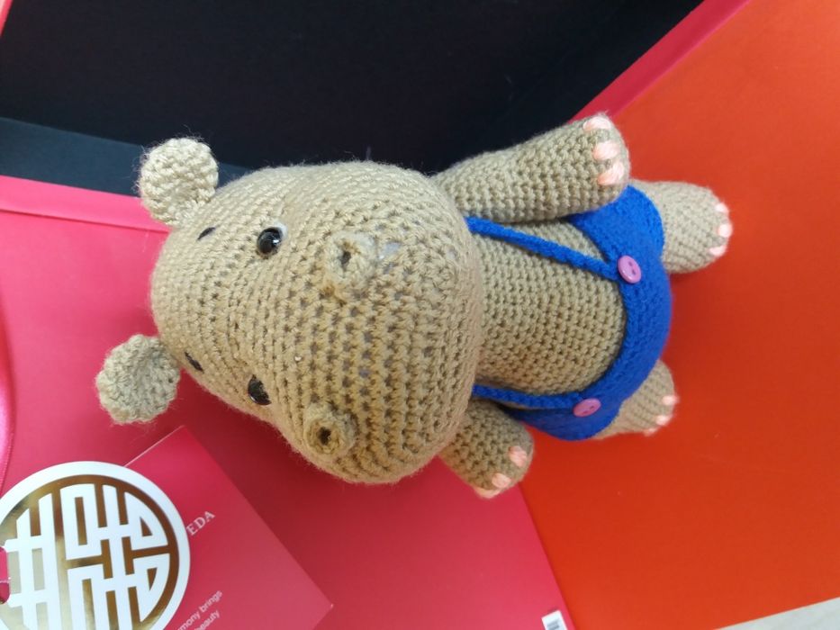 Продам вязаную игрушку