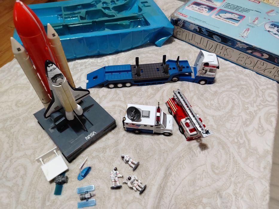Set vintage Space Shuttle