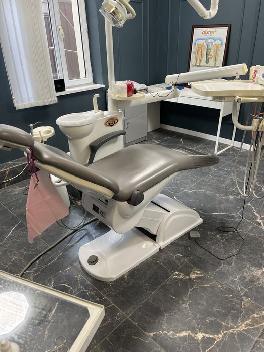 Стоматологическое кресло
