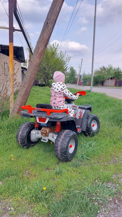 Продам детские машинки