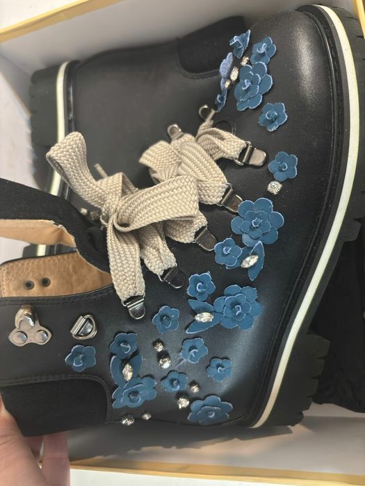 Новые ботинки, размер  38