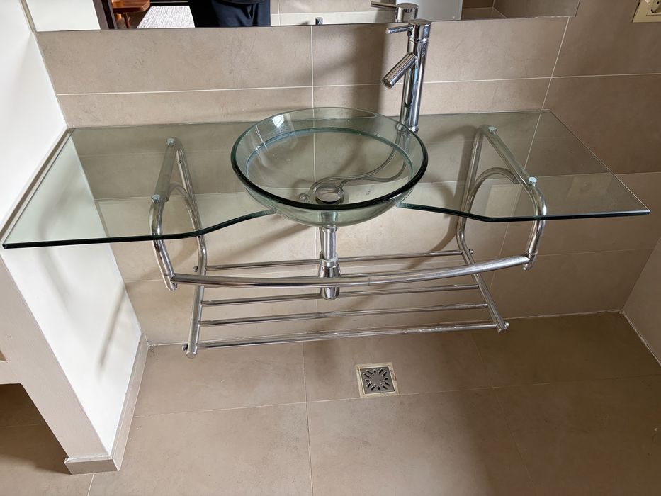 Chiuveta sticla baie