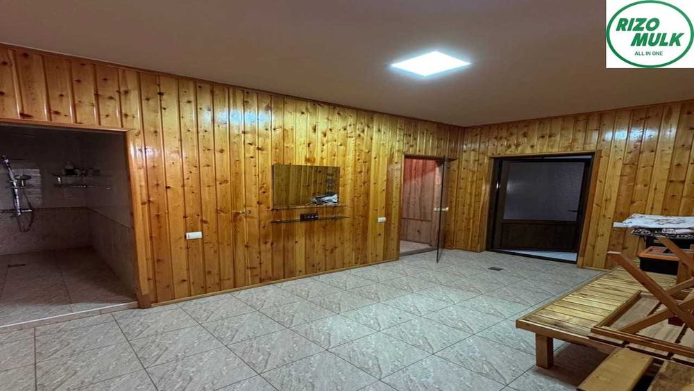 Шайхонтохур тумани Оклон махалласида файзли ховли сотилади. NR494/71