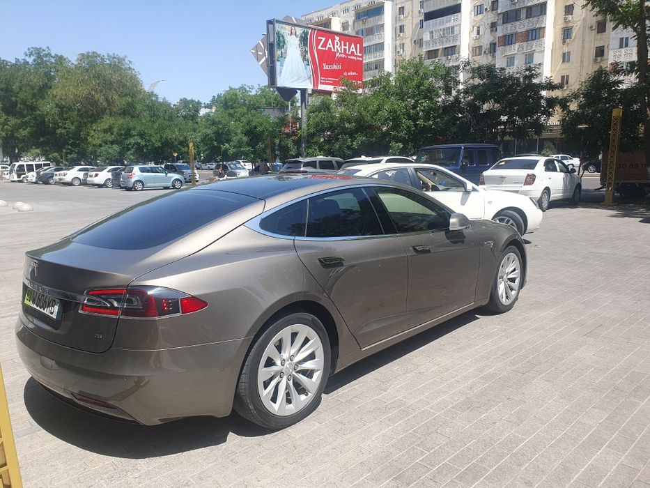 Тесла модель S75.2016. Американка. Рестаил.