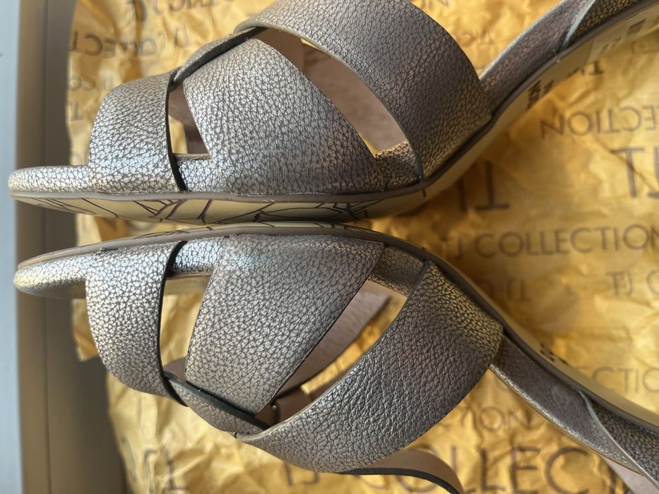 Босоножки 38,5 TJ Collection