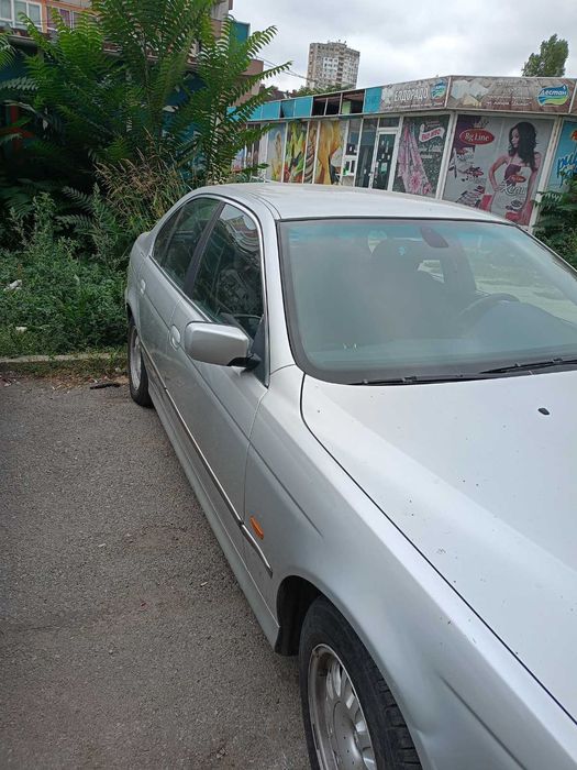 Лек автомобил Bmw 520