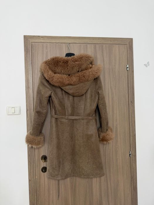 Palton din piele modern