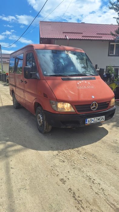 Vând urgent Mercedes Sprinter 8+1 2003