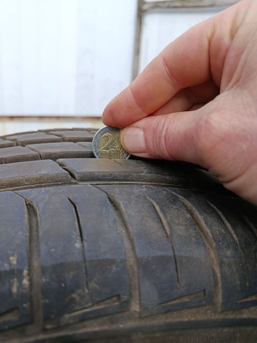 Гуми перфектно състояние