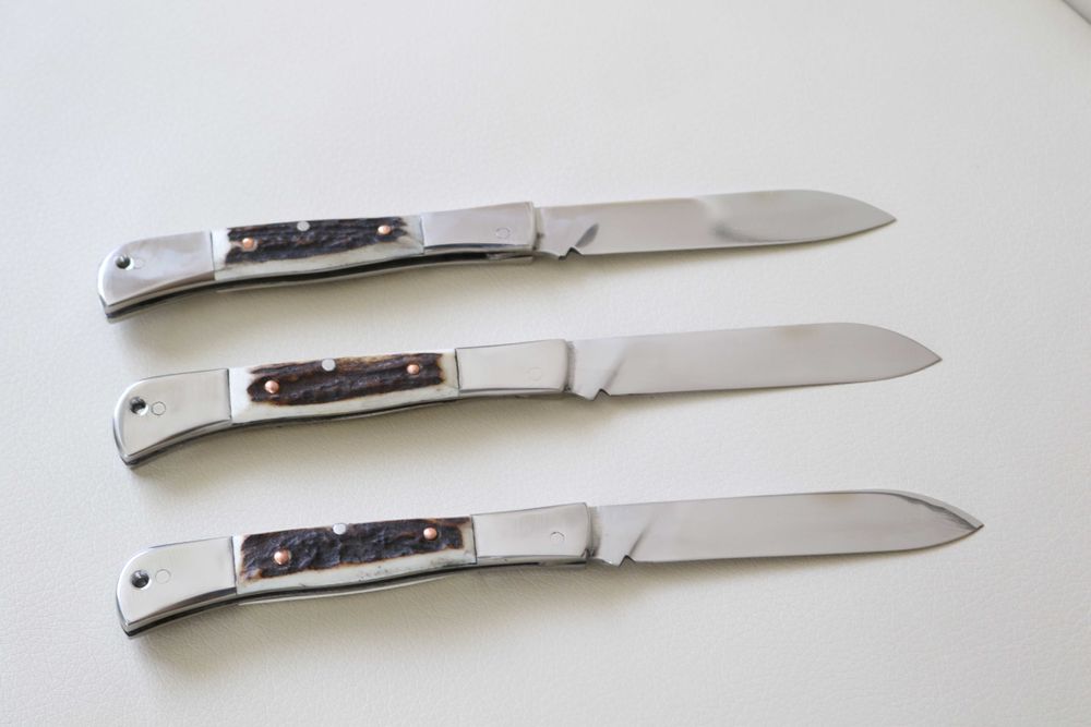 Briceag traditional din corn de cerb