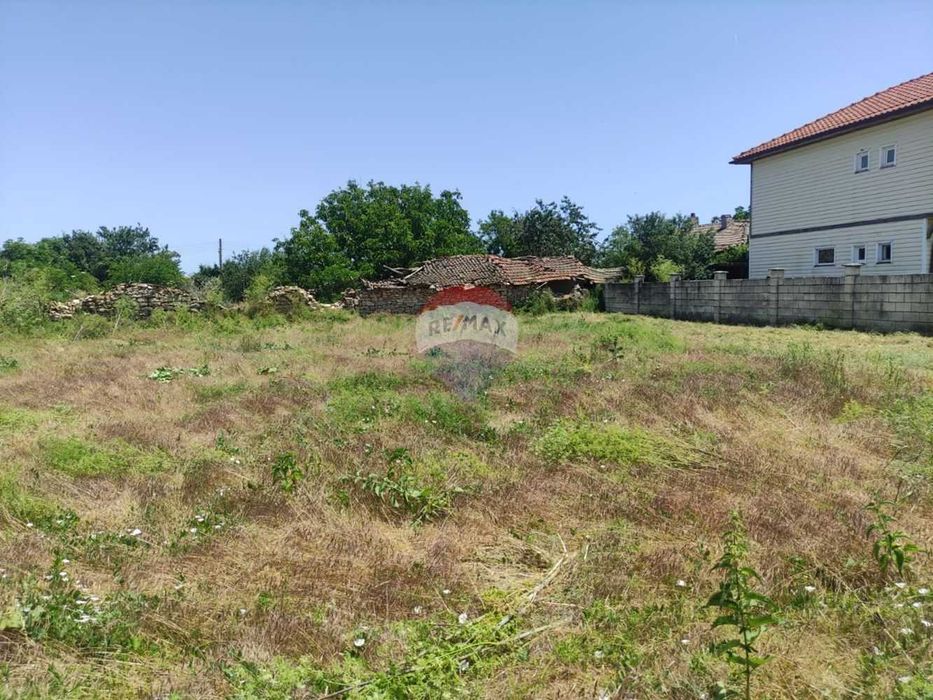 Продава се Къща в с. Храброво, Област Добрич - 140 кв.м за 393 €/кв.м - Снимка #2