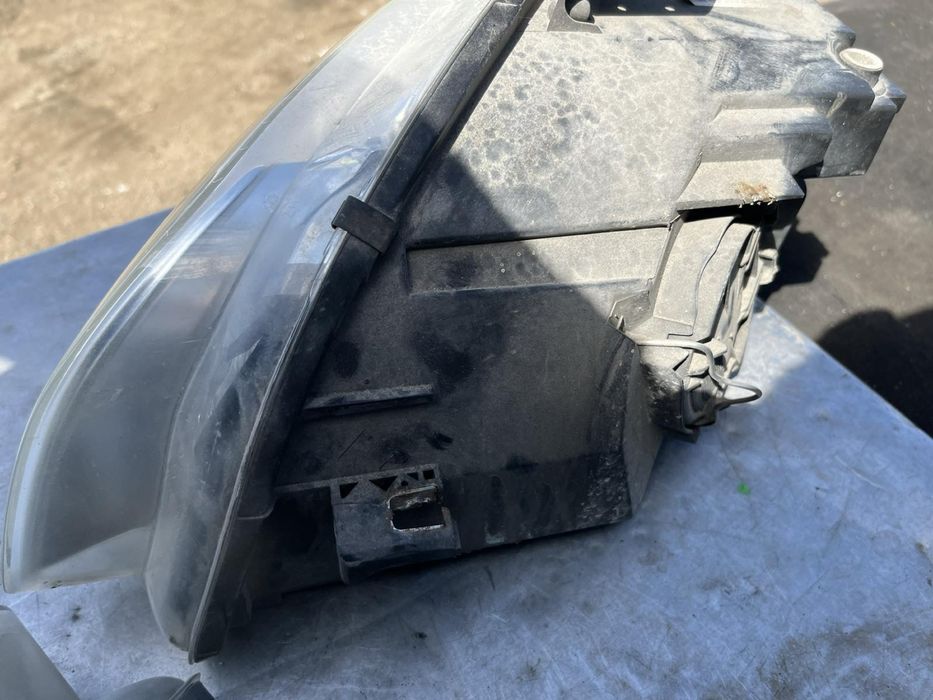 Обикновенни фарове Audi A4 B7 Ауди А4 Б7 originalni 8e0941003 BL