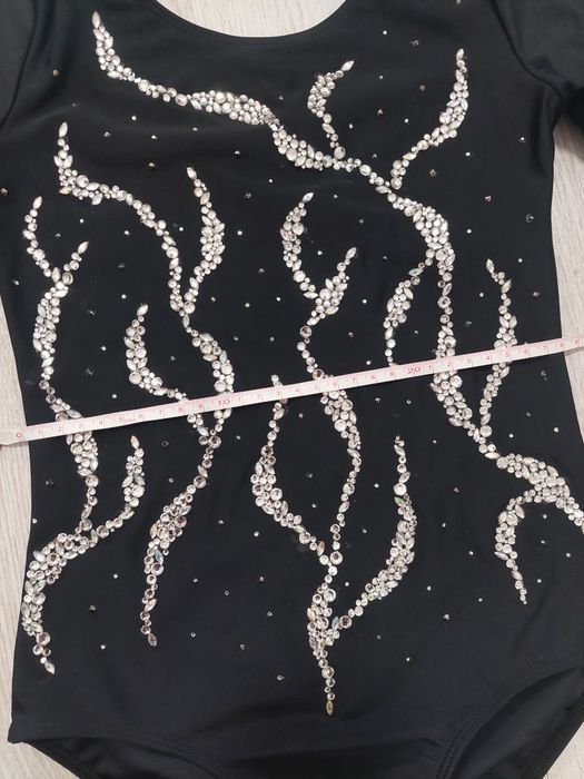 Costum gimnastica ritmica marimea 140