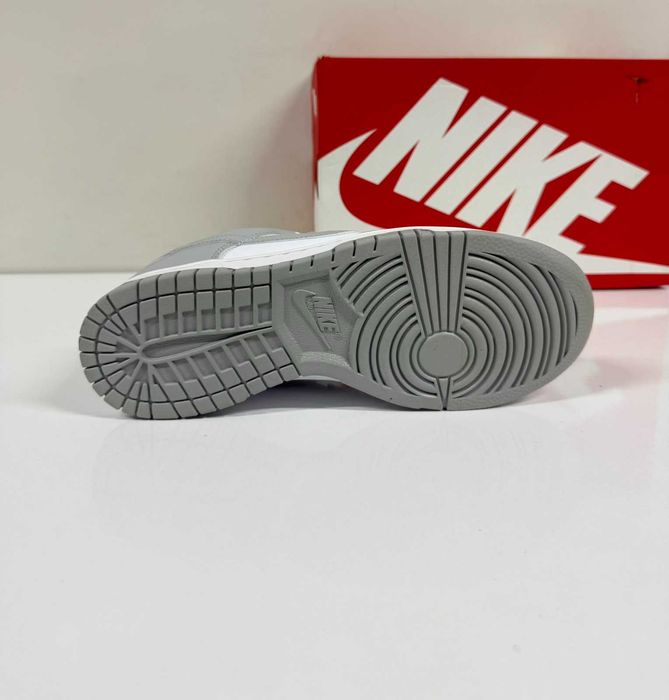 Nike Dunk Low White Light Smoke Grey