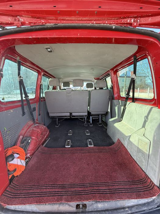 VW Transporter 1.9 TDI 2005 105 cai