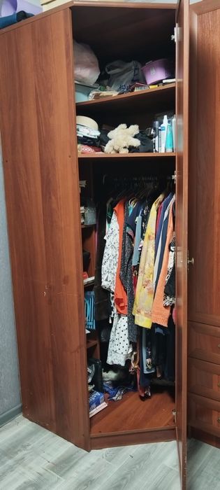 Шкаф в спальню угловой + пенал