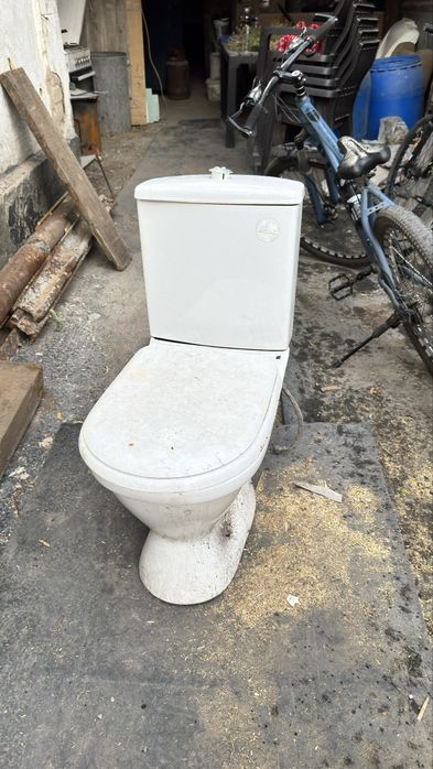 Унитаз Рабочий полностью