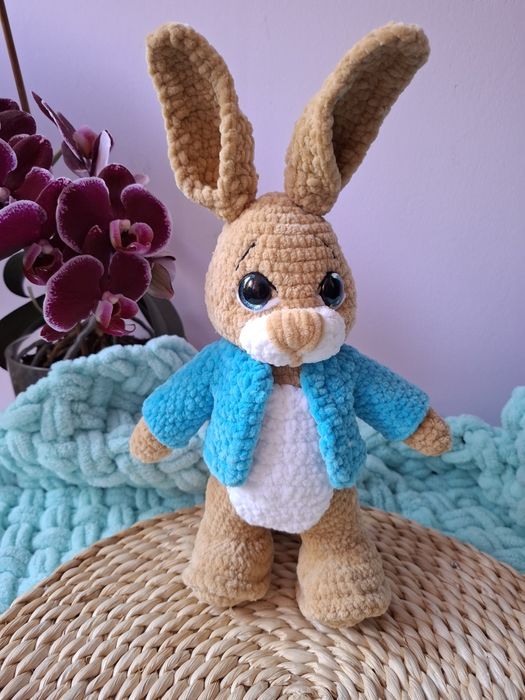 Плетени играчки на една кука