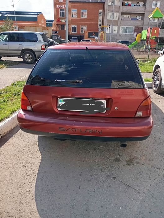 Продам машину Saturn